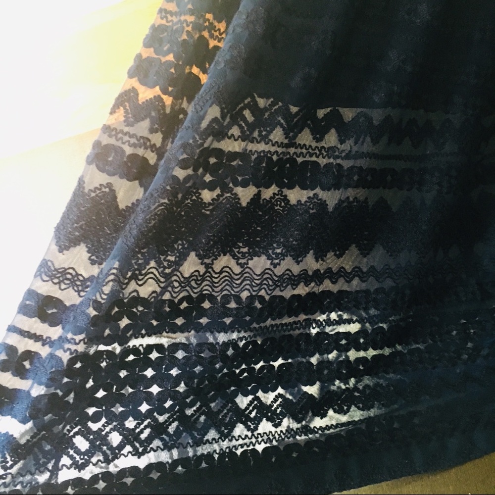 • BUNDLED // trina turk navy tie-back halter lace dress • - Picture 6 of 7